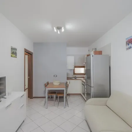 Apt24 - Trilocale A Pochi Passi Dal Lago Con Posto Auto Holiday home